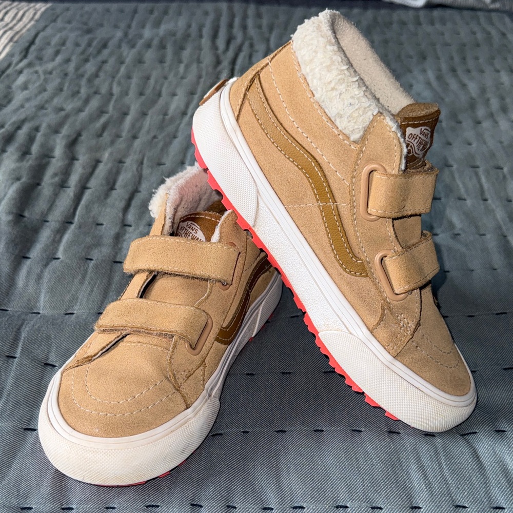 Vans Kids Tan Suede High-Top Sneakers with Pink Outsole